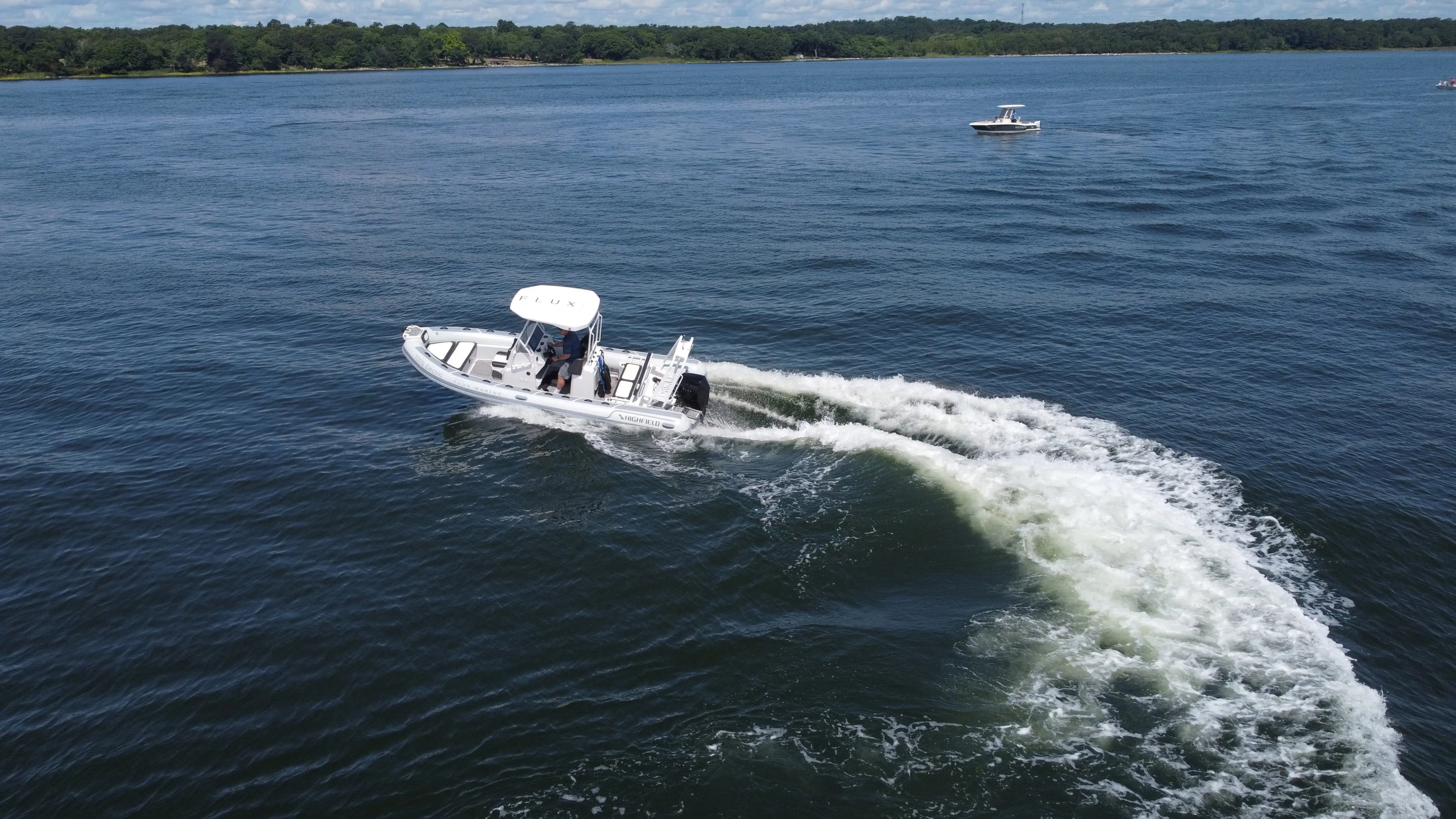 Flux Marine Highfield Sport 660