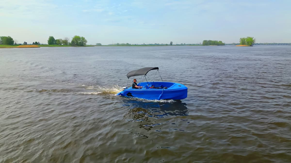Vision Marine Technologies Phantom